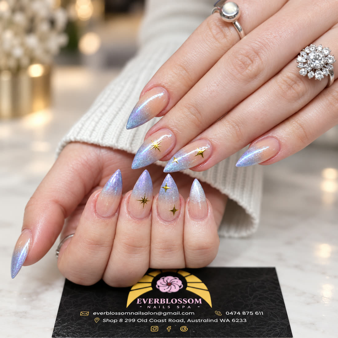 Blue chrome aura almond